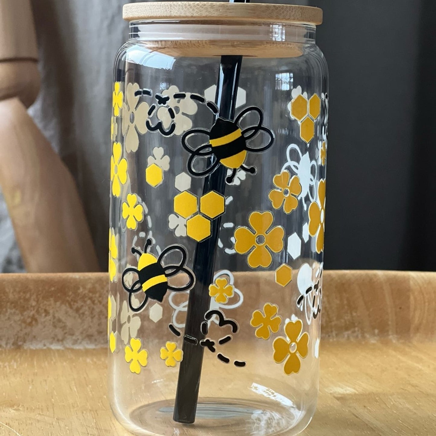 Bee-themed 16oz Iced Coffee Glass - Eco-Friendly with Bamboo Lid and Glass Straw - Cute and Sustainable Drinkware - Perfect for Cold Beverages