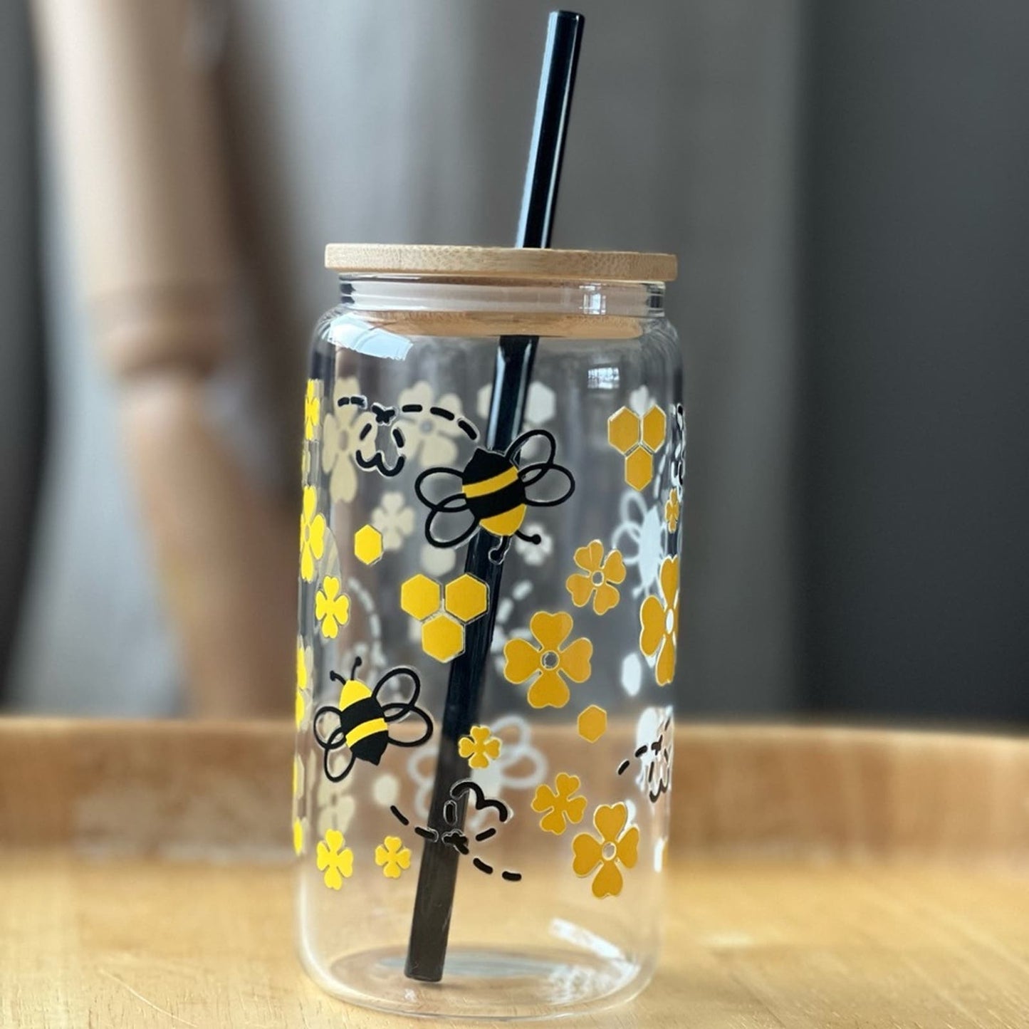 Bee-themed 16oz Iced Coffee Glass - Eco-Friendly with Bamboo Lid and Glass Straw - Cute and Sustainable Drinkware - Perfect for Cold Beverages