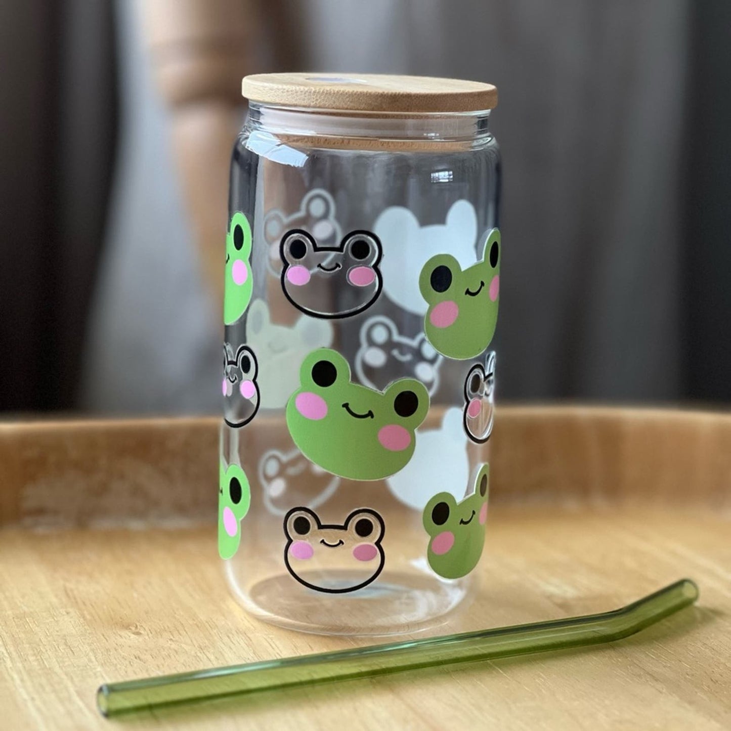 16oz Iced Coffee Glass with Glass Straw and Bamboo Lid - Frog Design