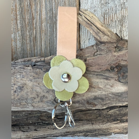 Leather Flower Keychain - leatherbyanka