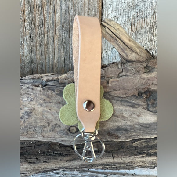 Leather Flower Keychain - leatherbyanka