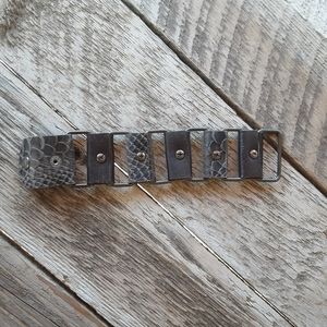 Handmade Brown Leather Bracelet - leatherbyanka