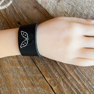 Handmade Leather Butterfly Bracelet - leatherbyanka